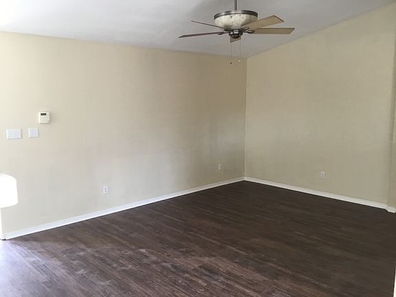 3rd image of 10412 Woodquail Dr NW