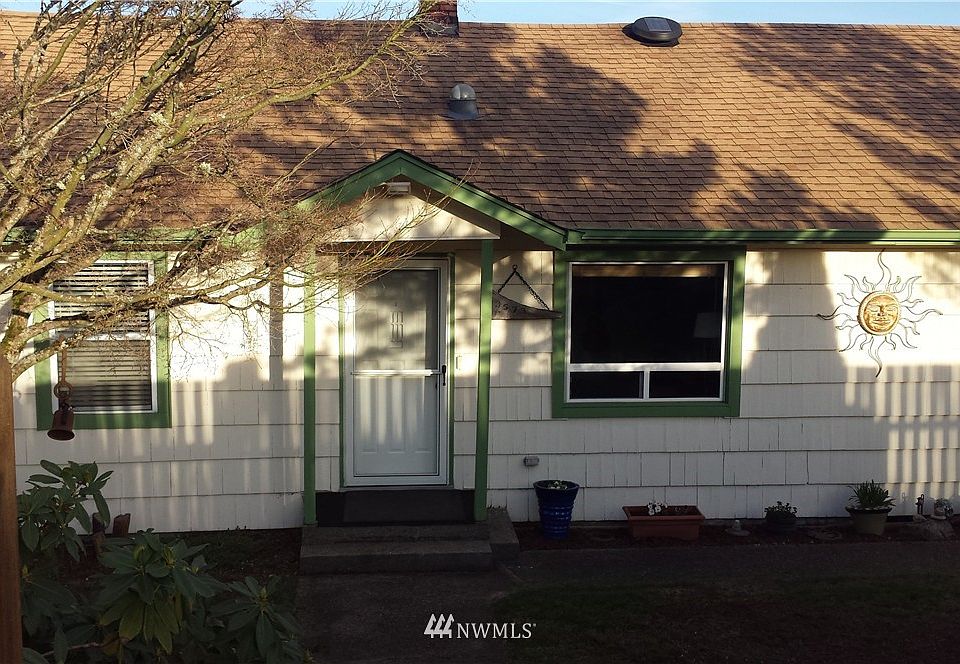 1st image of 3573 E N Street