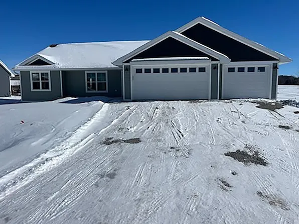 408 Tristan Dr, Shawano, WI 54166