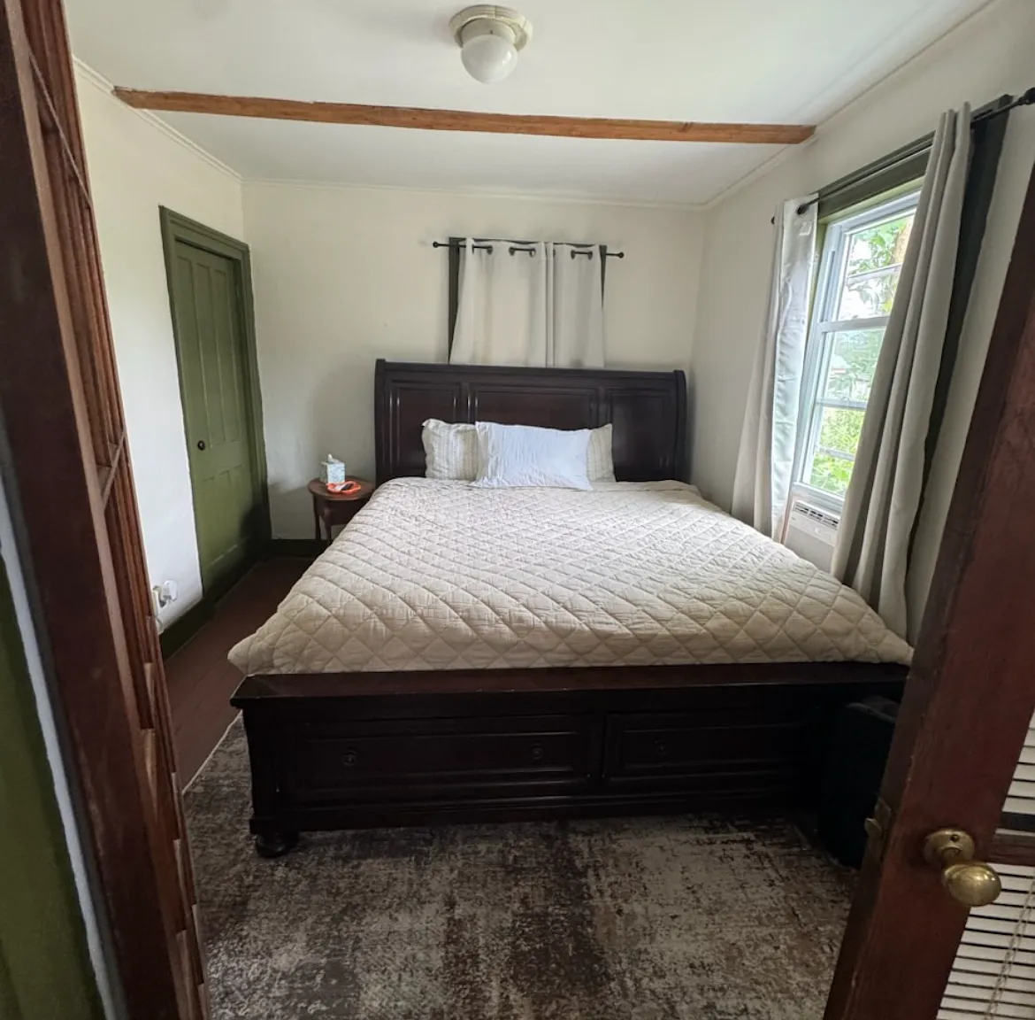3 bed, 1300 sqft, $1,600 — Photo 2