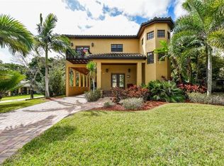 5713 7th Ave NW, Bradenton, FL 34209