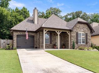 1174 Washington Dr, Moody, AL 35004