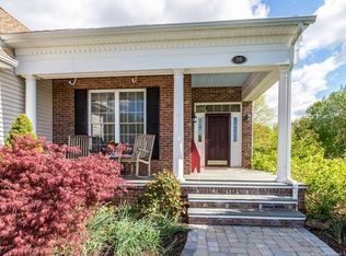 20 Timothy Ln, Bloomfield, CT 06002