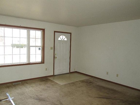 5th image of 3625 E 36th Ave
