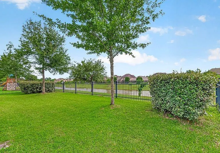 9003 Gardenia Meadow Ln — Photo 20