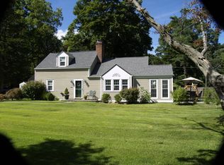 380 Quaker Rd, Chappaqua, NY 10514