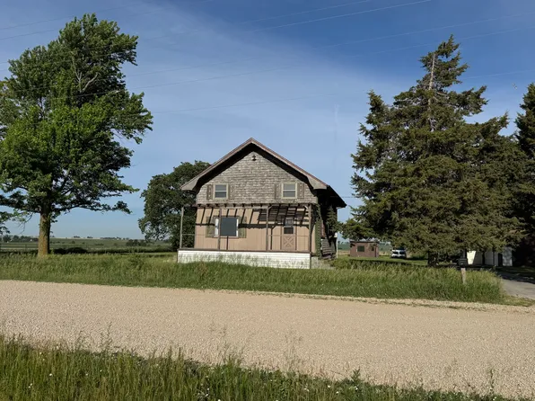 24990 80th Ave, Walcott, IA 52773