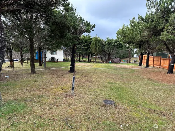 33201 H Place, Ocean Park, WA 98644