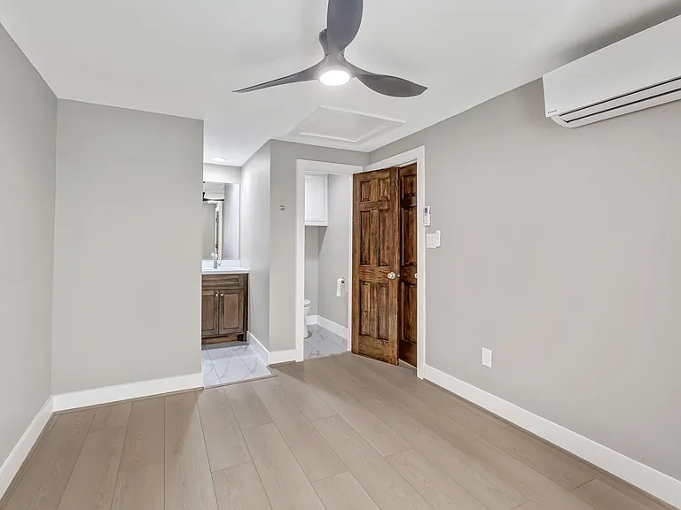 430 N Hutcheson St — Photo 29