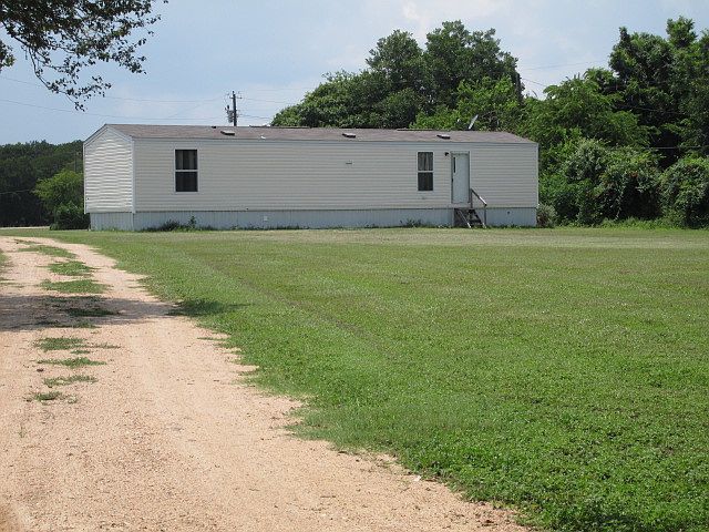 1st image of 325 River Valley Dr