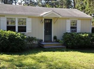 915 Governor Prence Rd, Eastham, MA 02642