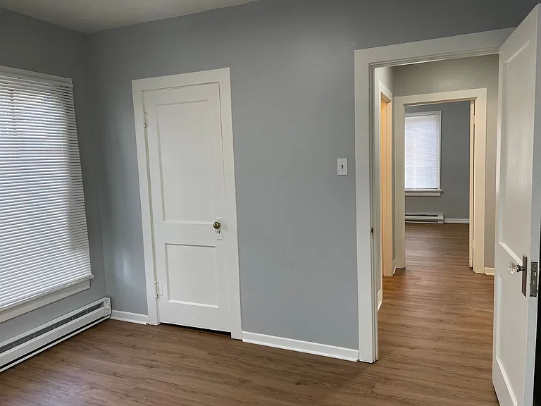 2605 T St — Photo 11