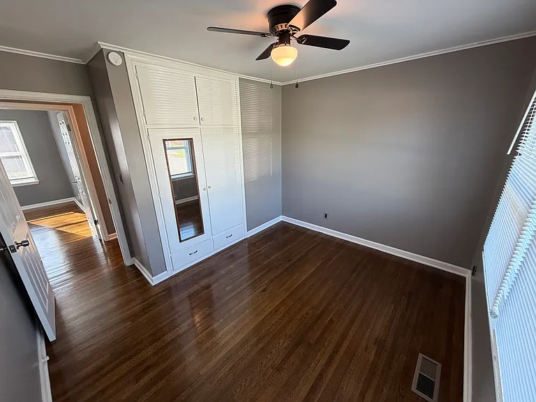 4966 S Madison Ave — Photo 16