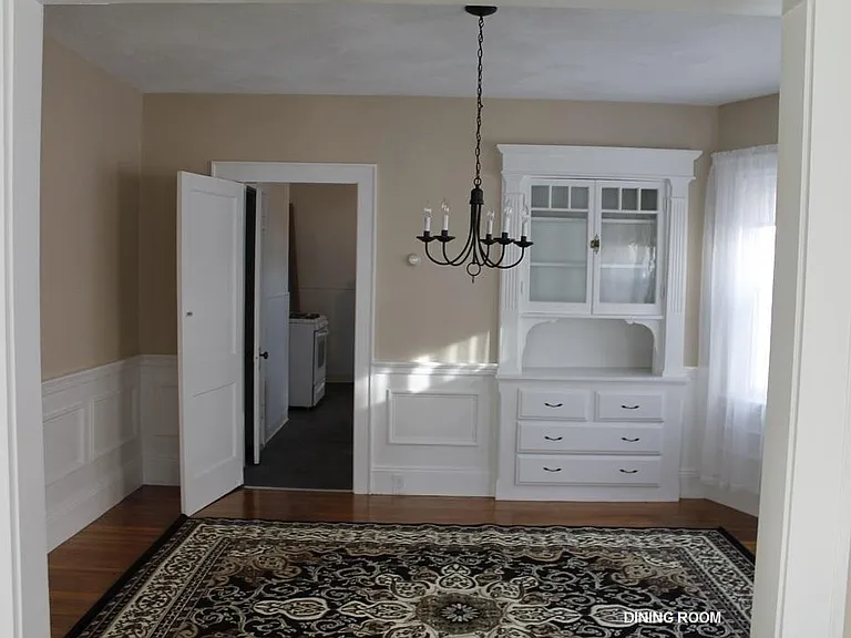 17 Surry Rd — Photo 3