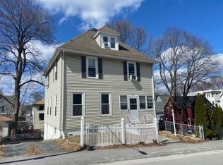 35 Uxbridge St, Worcester, MA 01605