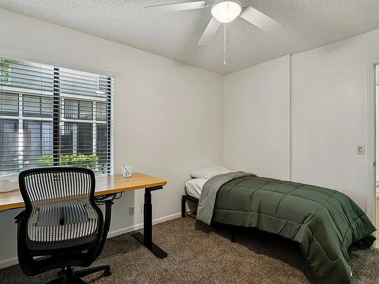 Le Tournesol Apartments — Photo 11