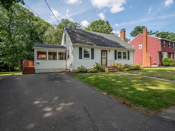 3rd image of 28 Sherrick Ave
