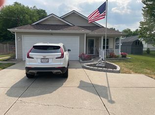 505 Edgewood Dr, Trenton, OH 45067