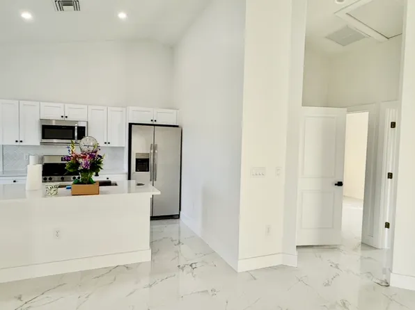4675 Golfview Blvd #1, Lehigh Acres, FL 33973