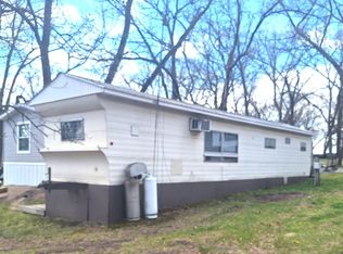 42502 240th St #31, Henning, MN 56551