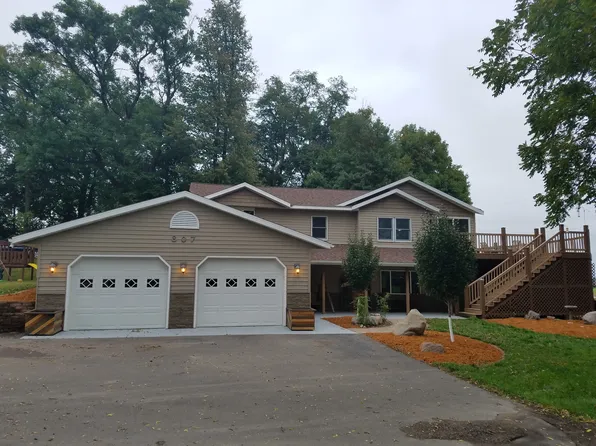 807 Division St, Morristown, MN 55052