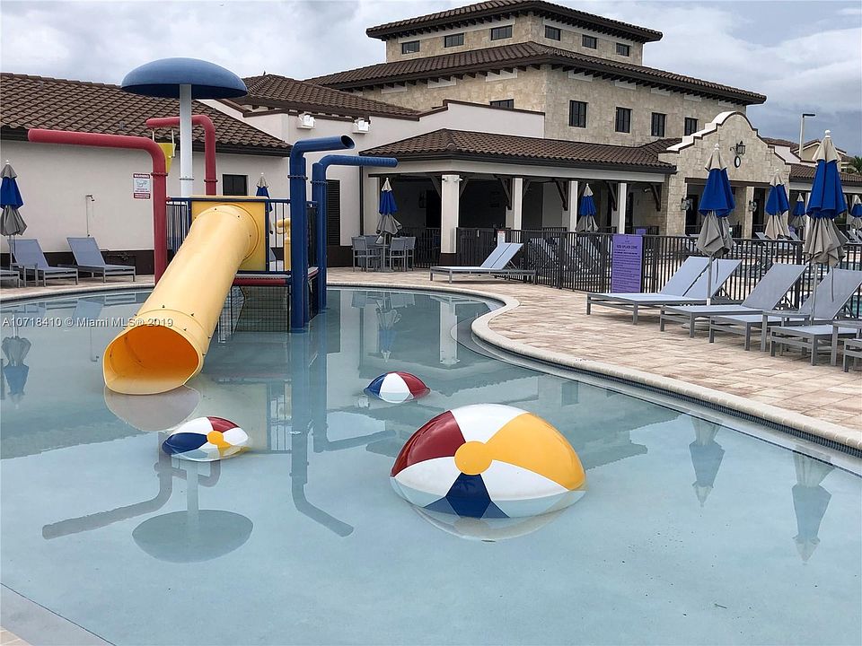 Club House