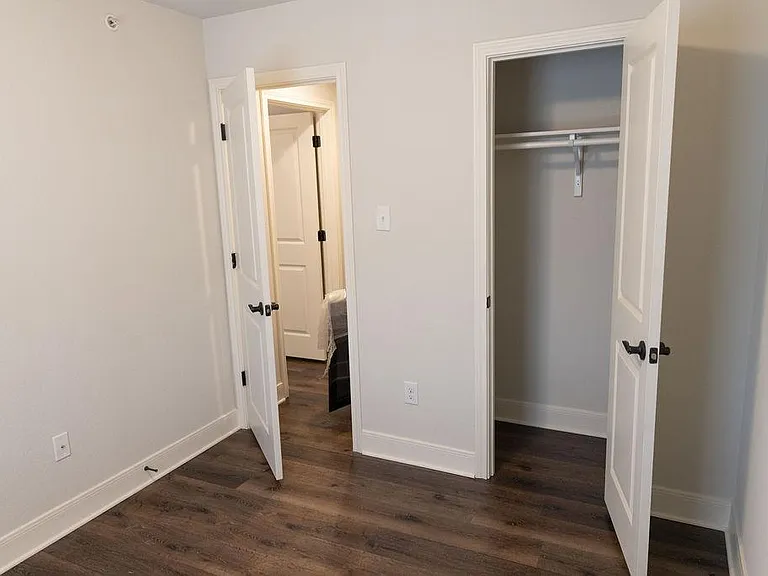 6307 Melanzane Ave #1 — Photo 20