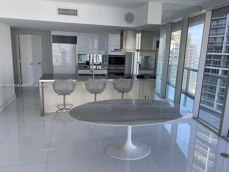 495 Brickell Ave #2902 — Photo 4