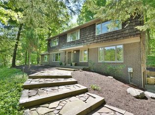 350 Hunt Rd, Pittsburgh, PA 15238