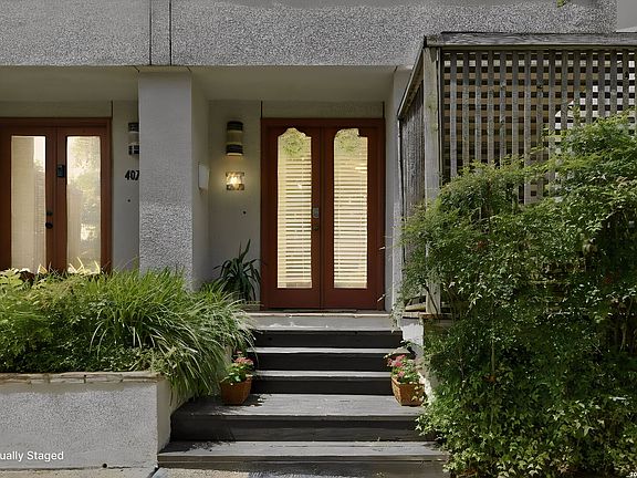 2nd image of 409 CIRCLE ST #409