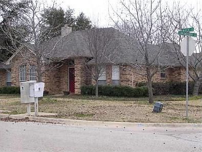 2nd image of 410 Mack Dr
