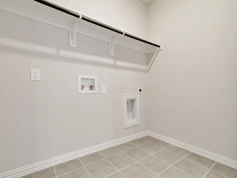 4816 Hunter Hurst Dr — Photo 21