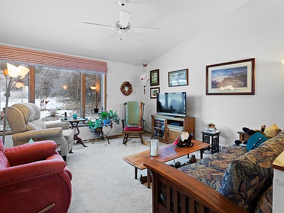 3rd image of 1580 Fox Field Dr
