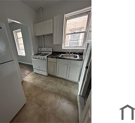 3rd image of 119 Ludlow St