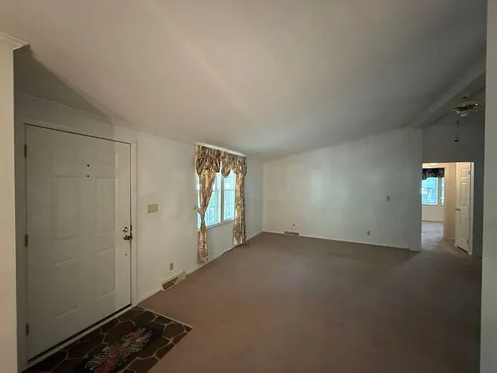 2039 Vista Rd — Photo 4