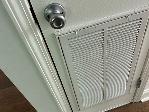 3rd image of 2080 Jerlyn Dr
