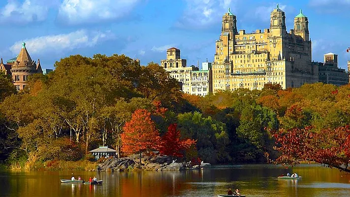 Sold by Fenwick Keats Real Estate | media 2