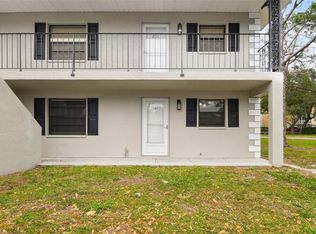 101 Lake Ave NE APT 101, Largo, FL 33771