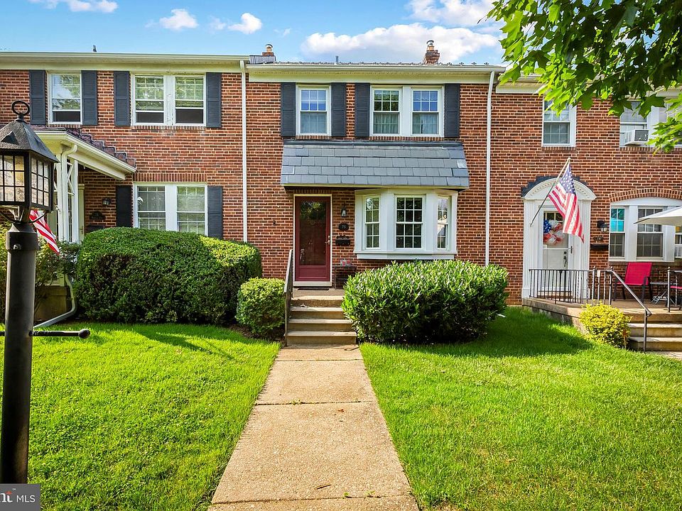 1st image of 76 Murdock Rd