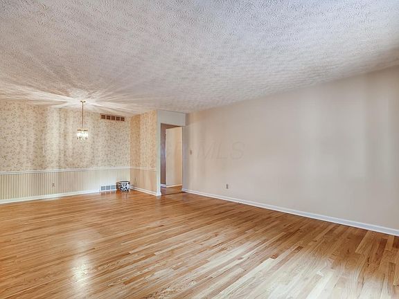 5th image of 751 Conestoga Dr