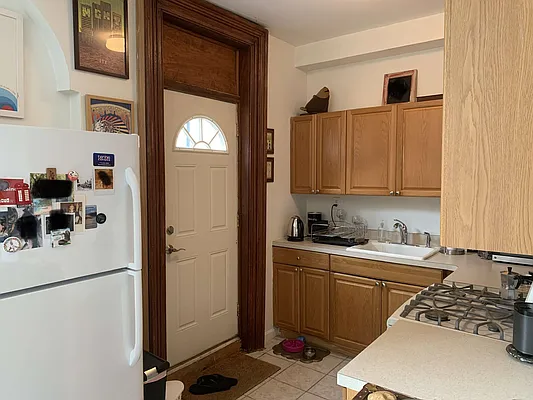 Rented by Brooklyn Heights Real Estate Inc | media 25