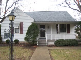 459 E Derry Rd, Hershey, PA 17033