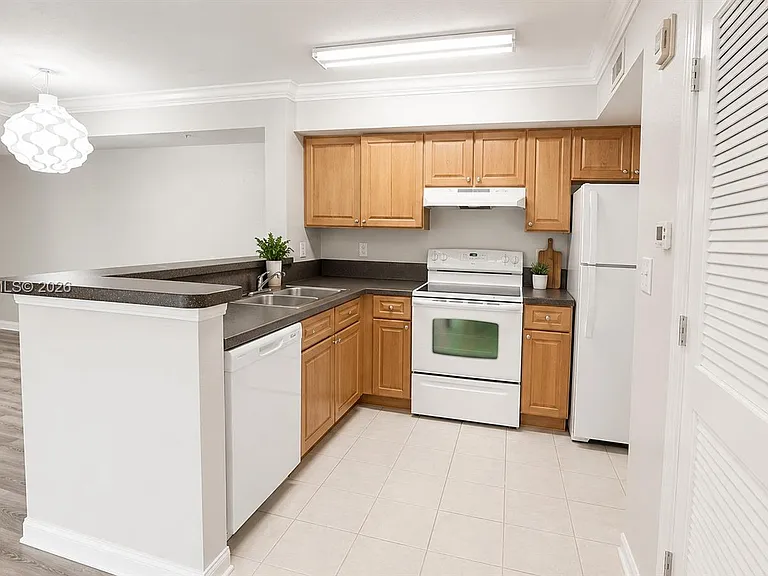 15035 Michelangelo Blvd #103 — Photo 11