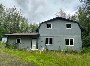 1246 Holmes Rd, North Pole, AK 99705