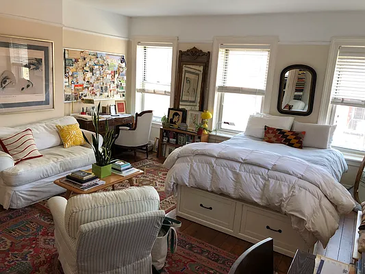 Rented by Brown Harris Stevens | media 10