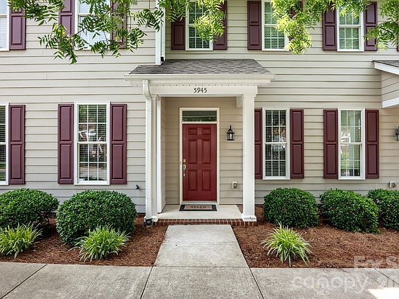3rd image of 5945 Village Dr NW