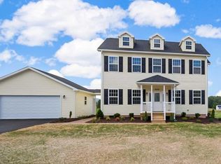 4550 Old Stage Rd, Radford, VA 24141