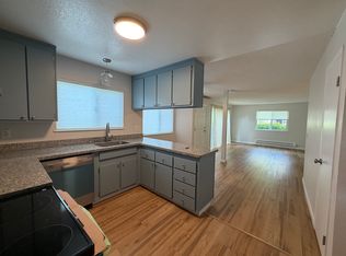 85 Randall Ln, Santa Rosa, CA 95409