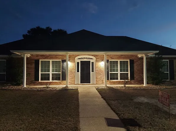 2365 Park Place Dr, Gulfport, MS 39507