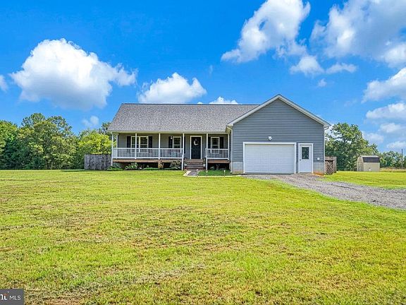 3rd image of 7295 Cornfield Ln